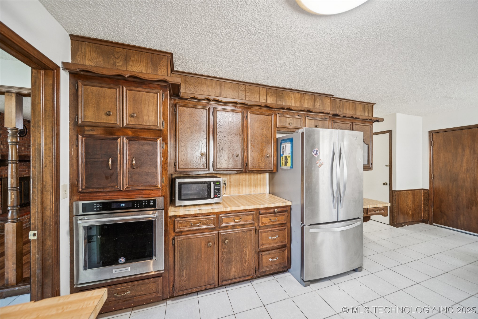 12517 E 38th Street Property Photo 14