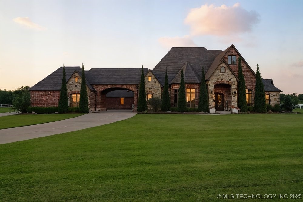 17524 S 71st East Avenue Property Photo 1