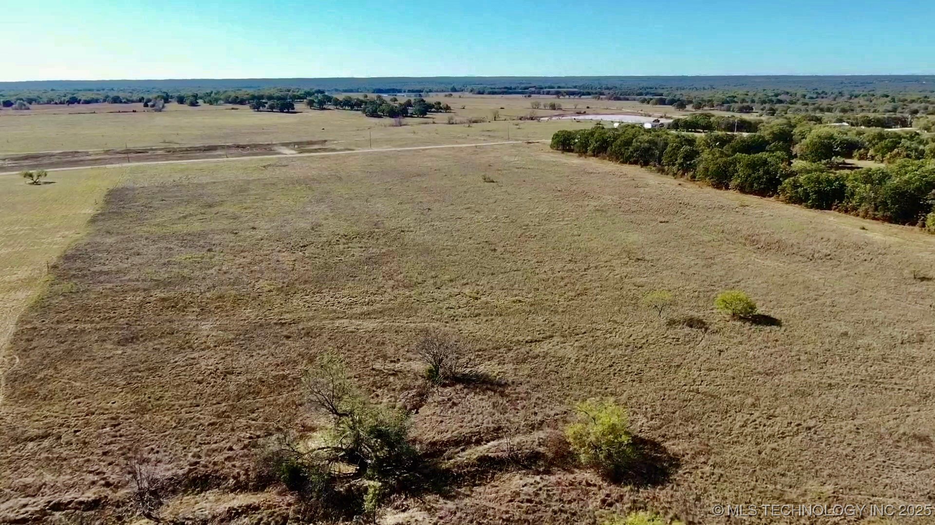 25 El Dorado Road Property Photo 4