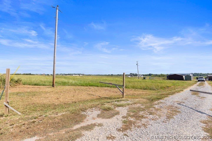 21456 S 4440 Road Property Photo 11