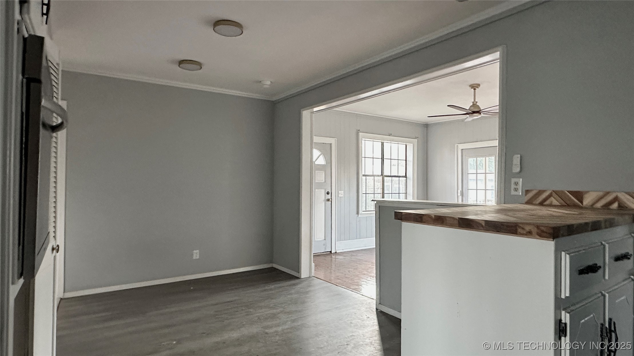 1201 Lincoln Property Photo 9