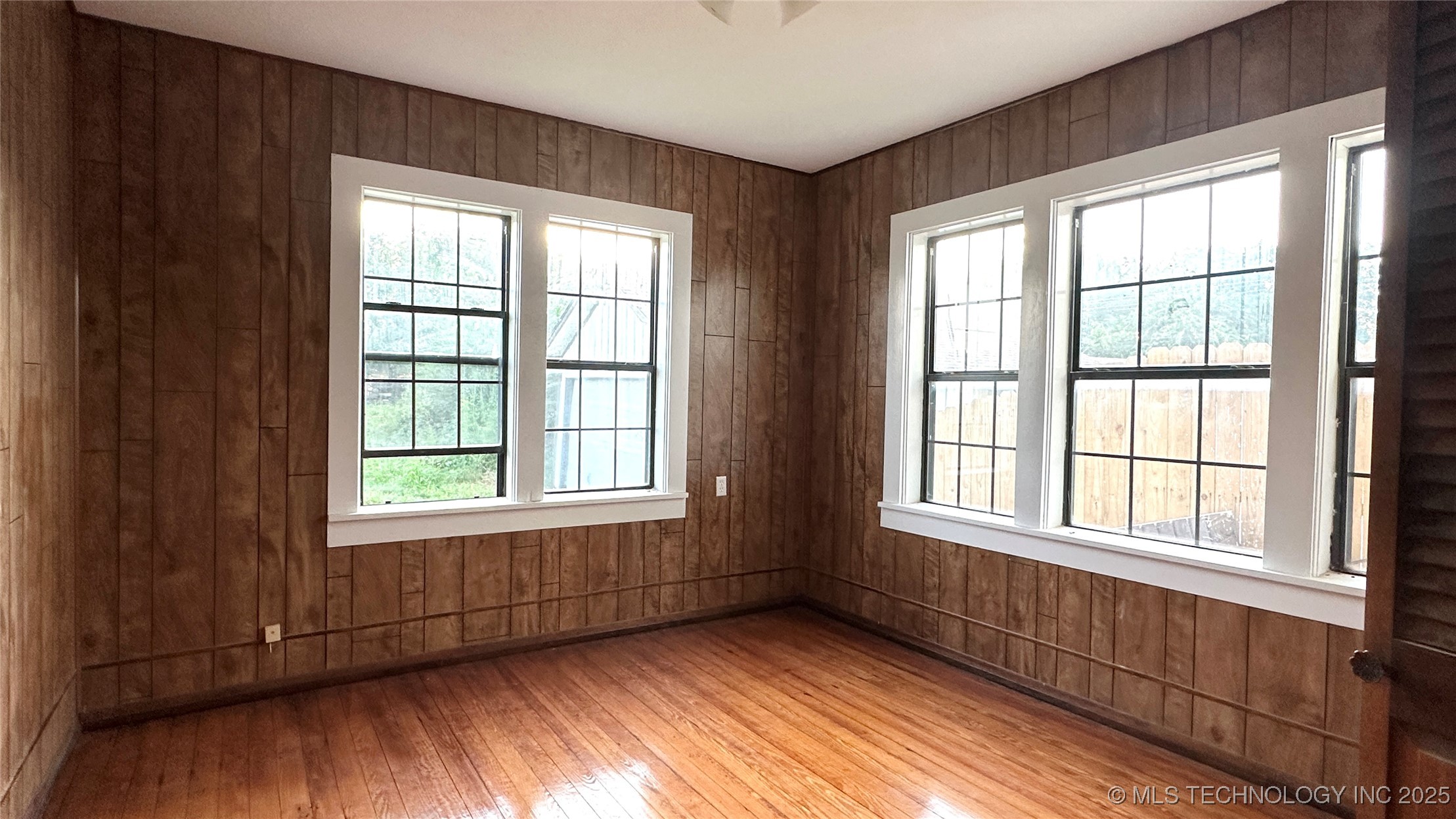 1201 Lincoln Property Photo 14