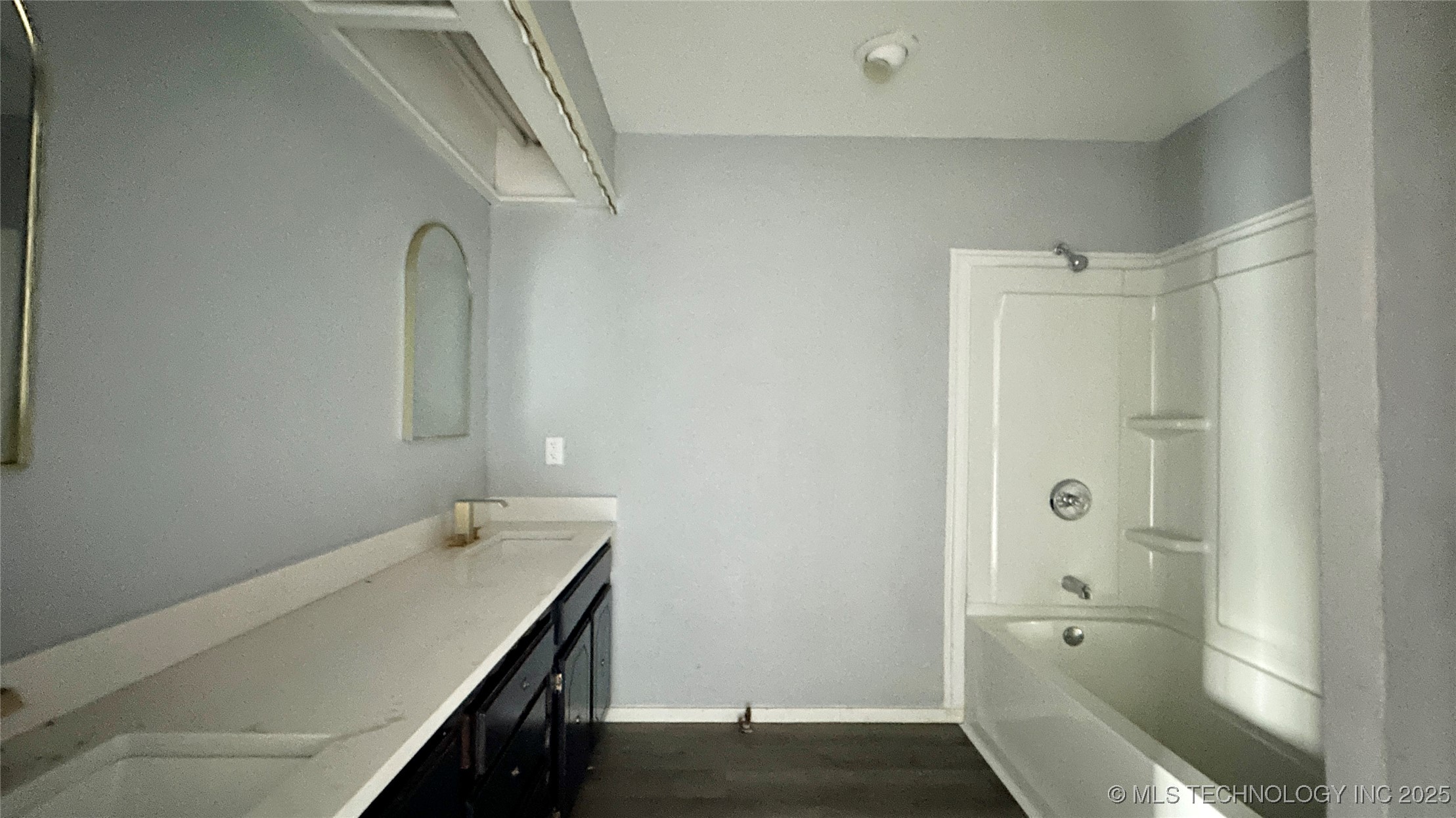 1201 Lincoln Property Photo 16