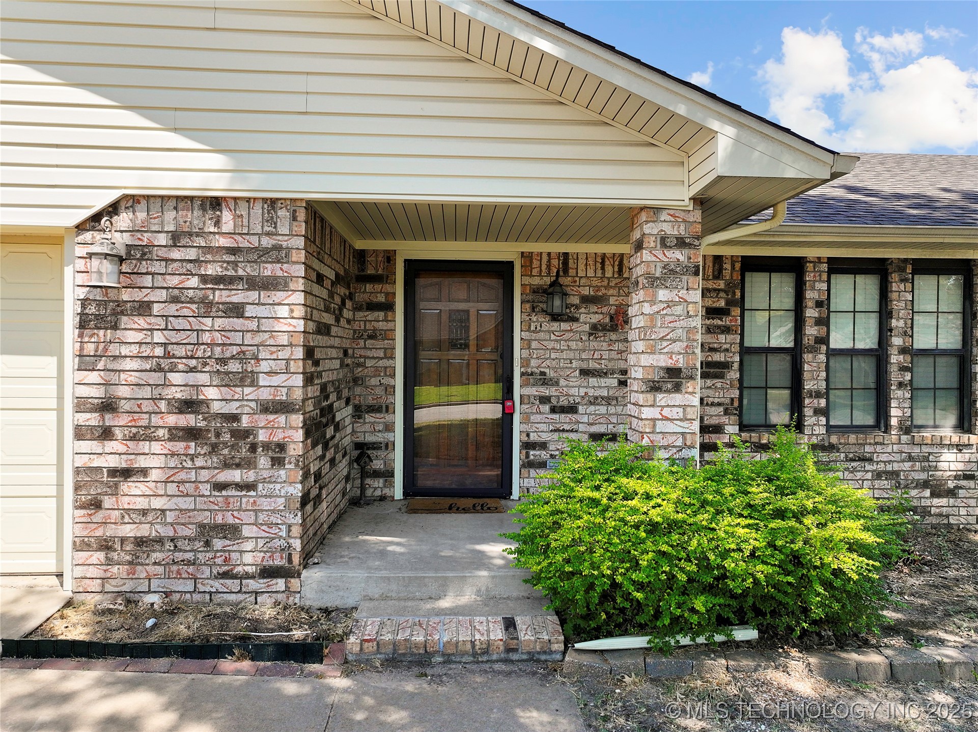 1901 7th Avenue Nw Property Photo 2