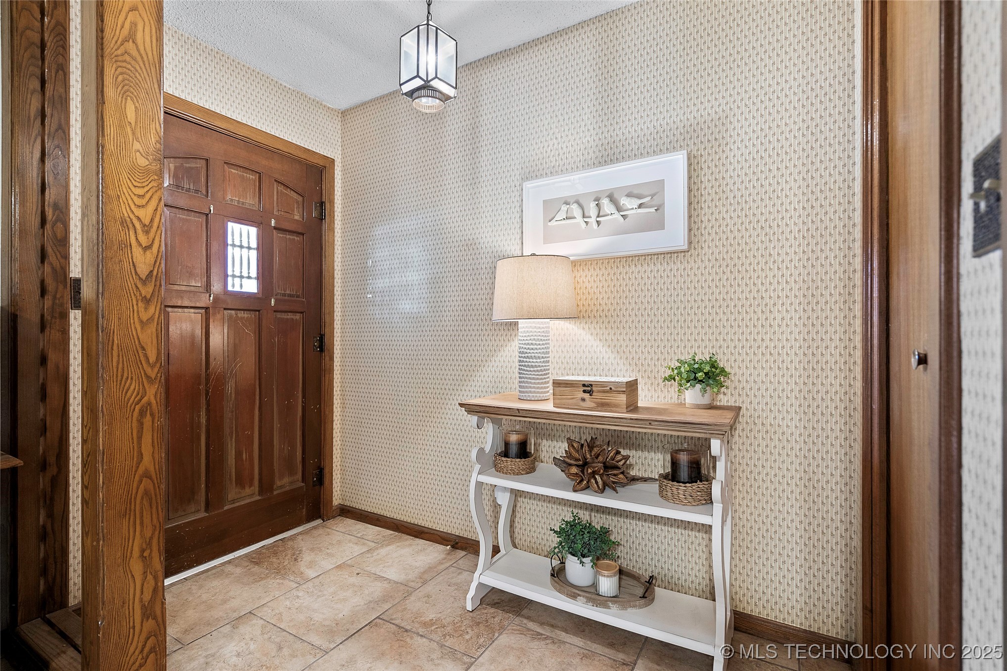 1901 7th Avenue Nw Property Photo 3