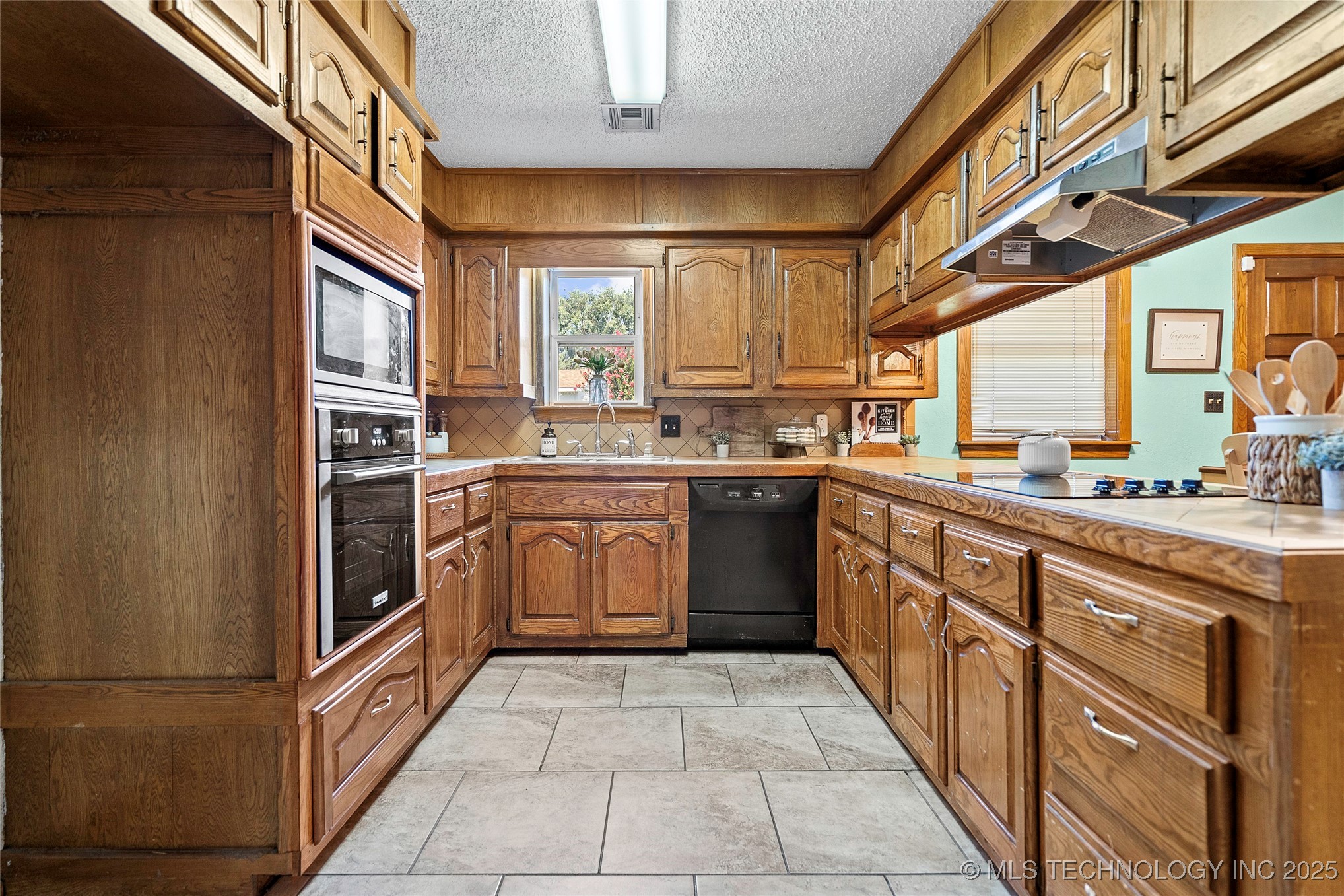 1901 7th Avenue Nw Property Photo 11