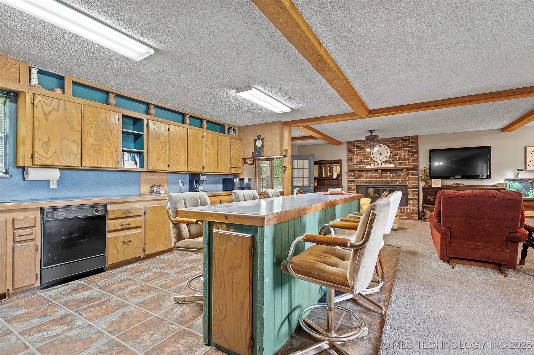 7045 State Highway 76 Property Photo 3