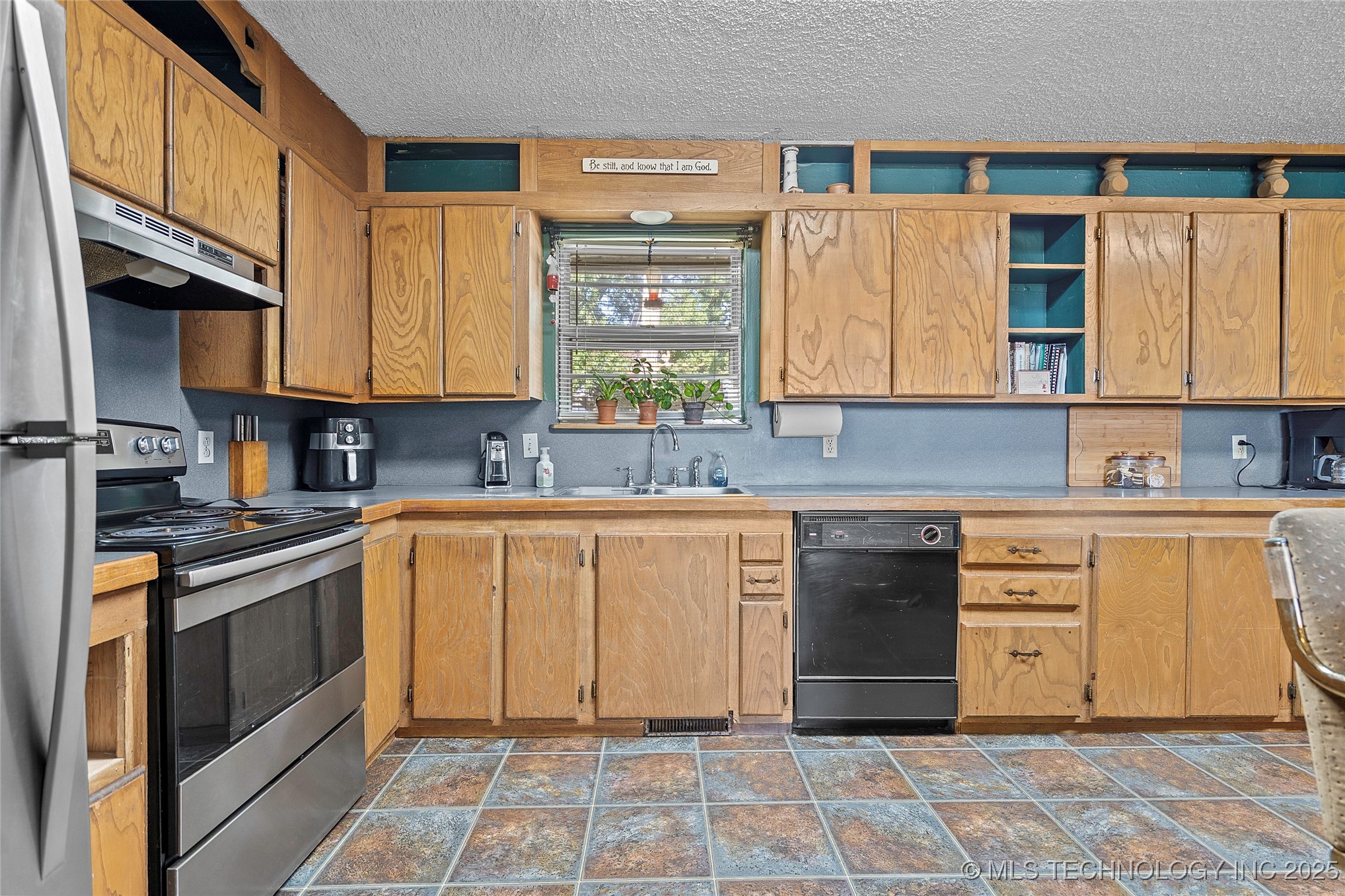 7045 State Highway 76 Property Photo 4