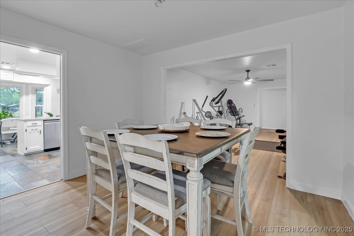 8 E Carriage Road Property Photo 15