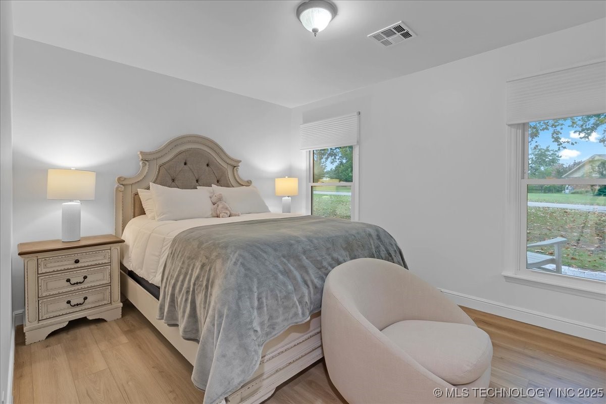 8 E Carriage Road Property Photo 20