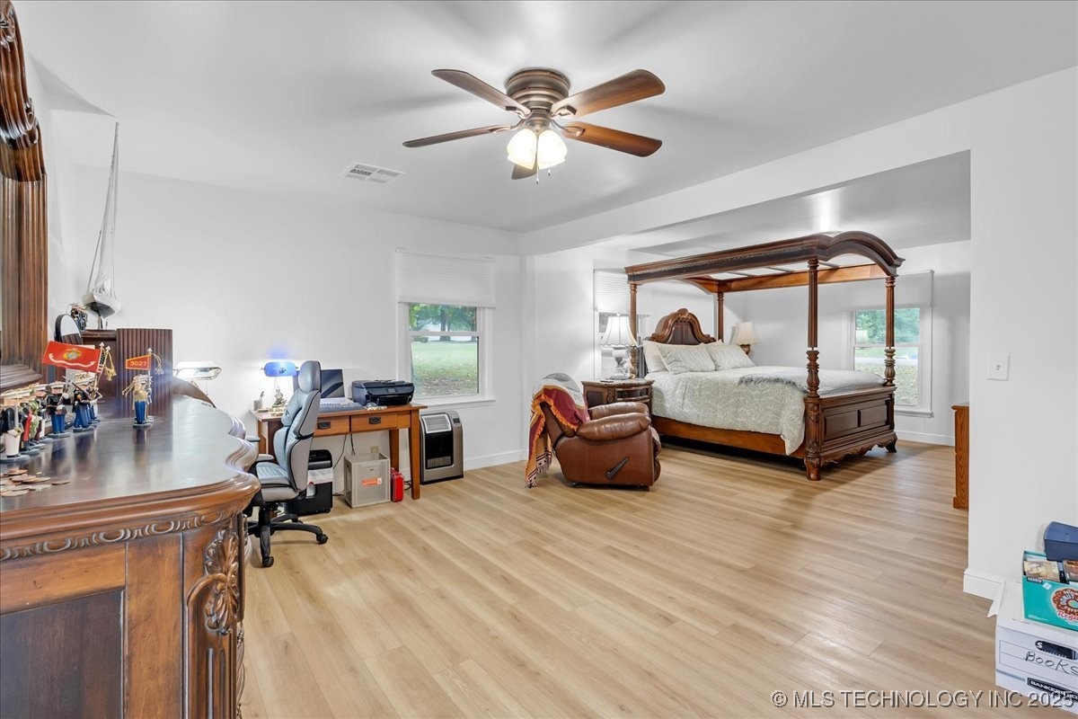 8 E Carriage Road Property Photo 25