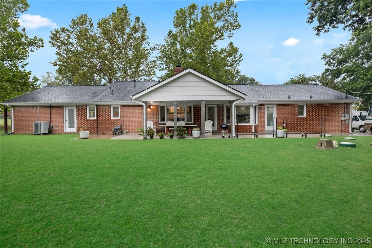 8 E Carriage Road Property Photo 33