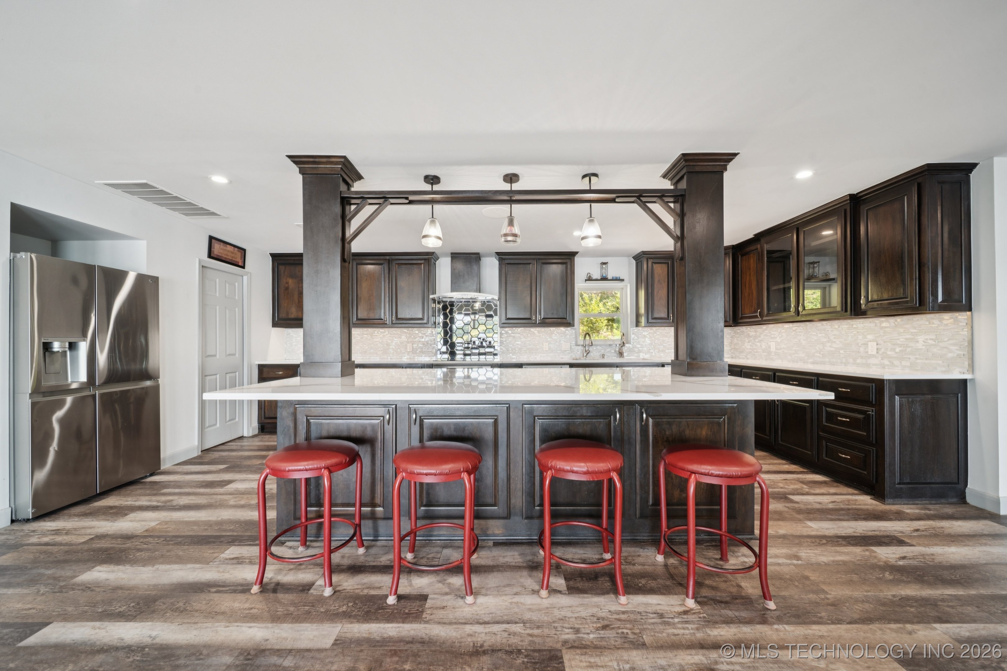 662 Se 4439 Loop Property Photo 13