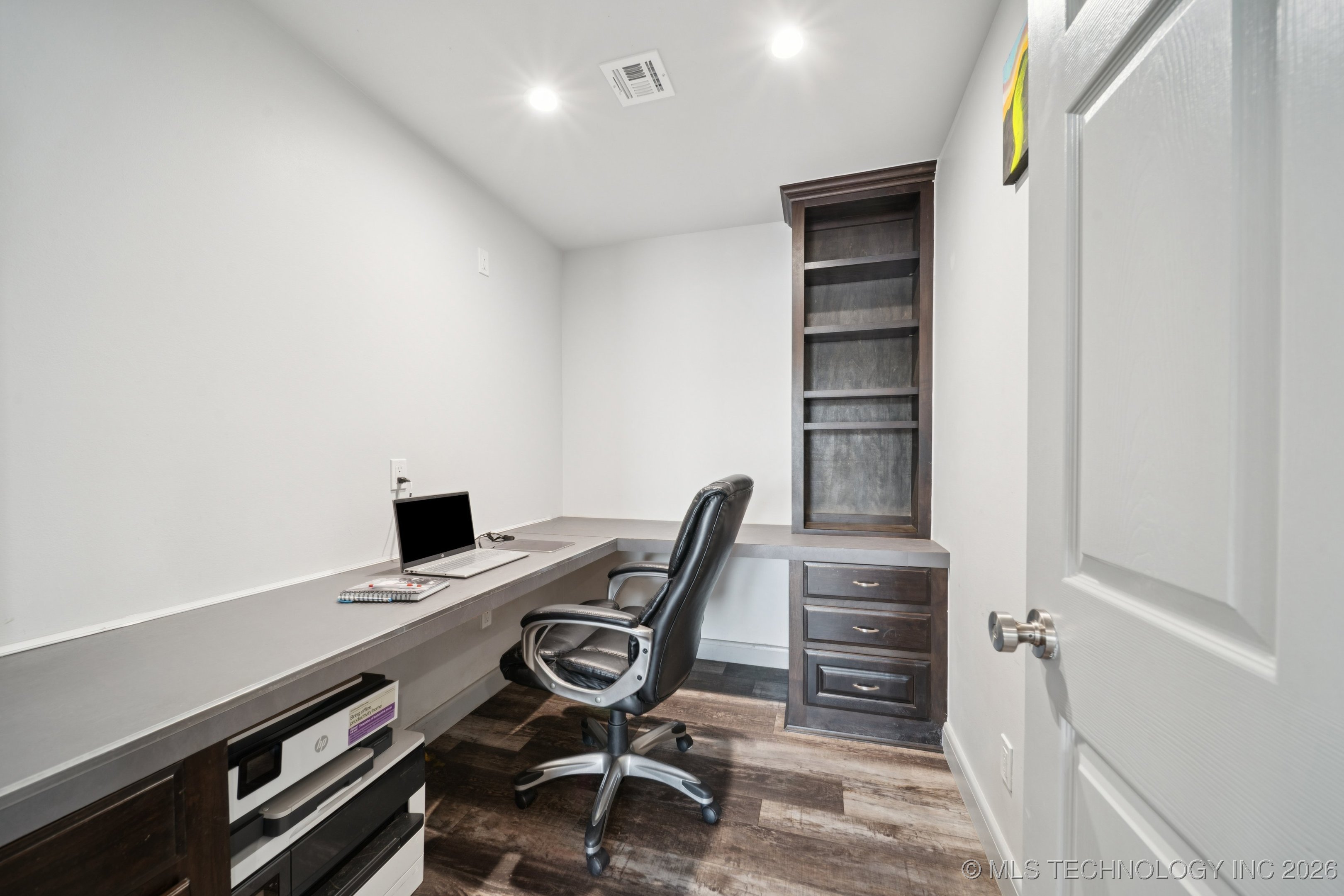 662 Se 4439 Loop Property Photo 27