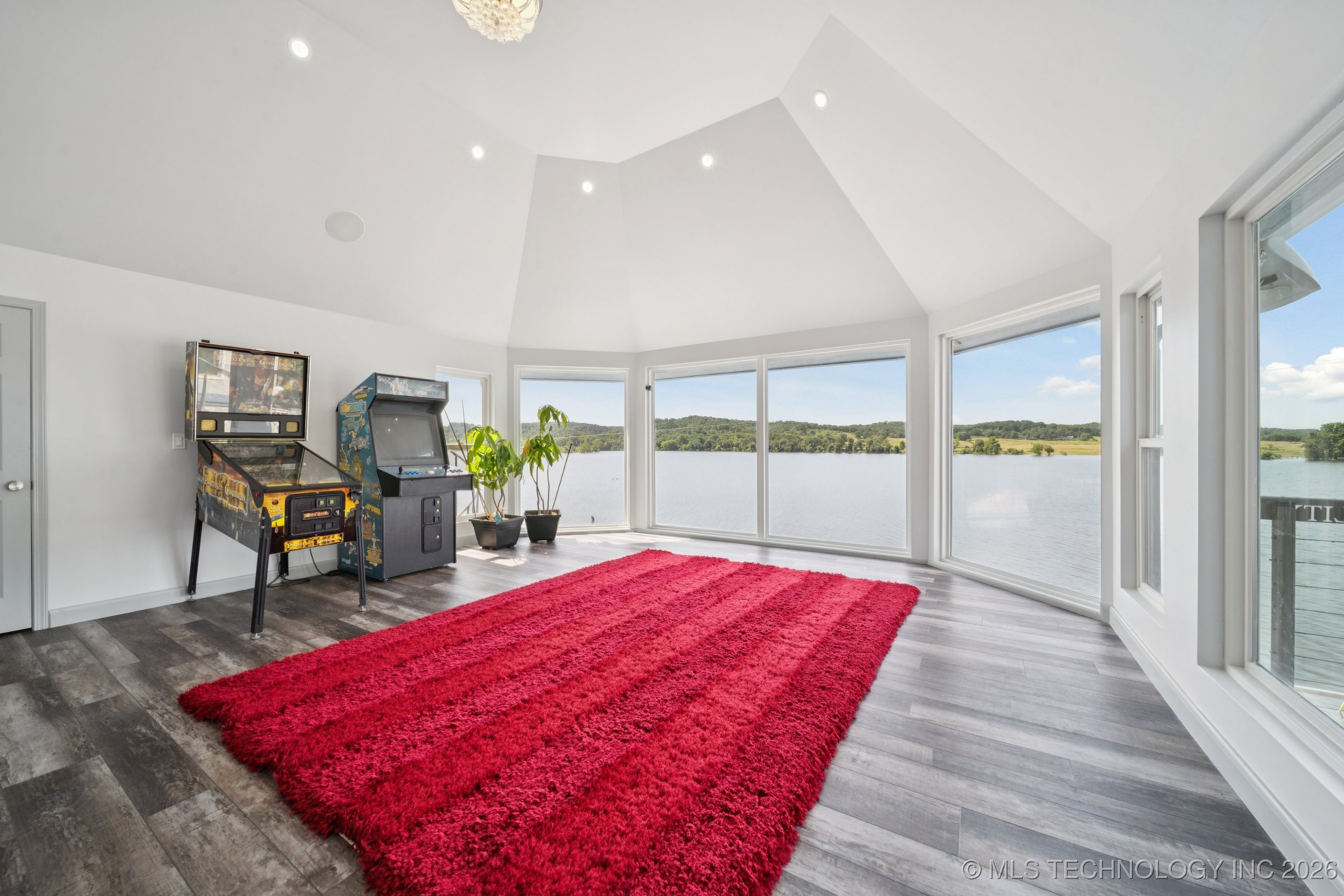 662 Se 4439 Loop Property Photo 32