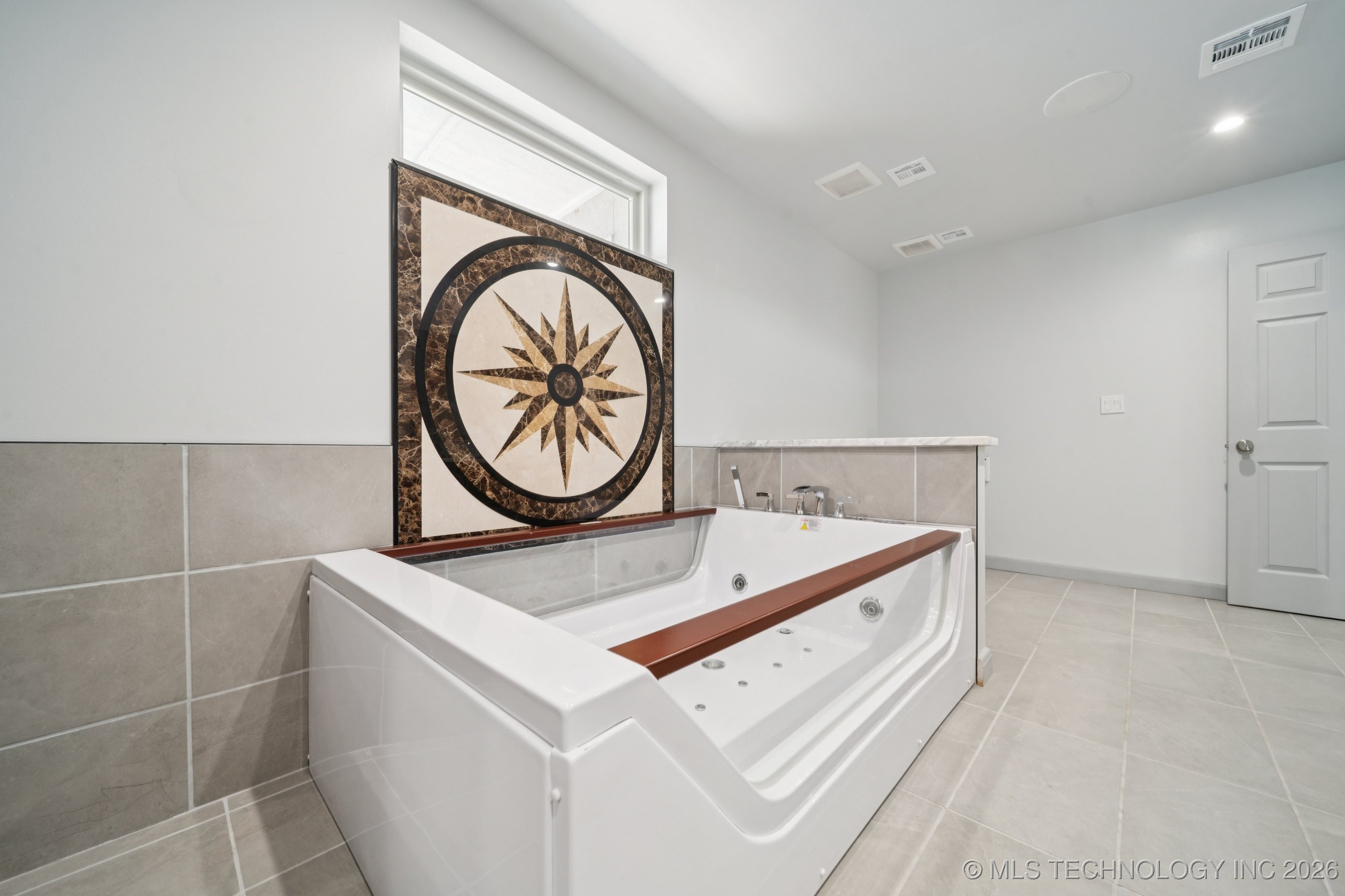 662 Se 4439 Loop Property Photo 42