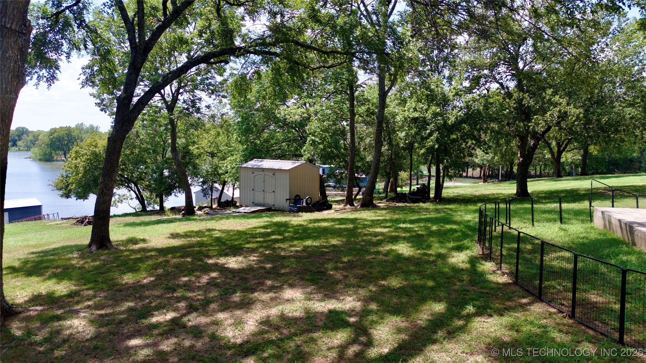 112 Cove Lane Property Photo 16