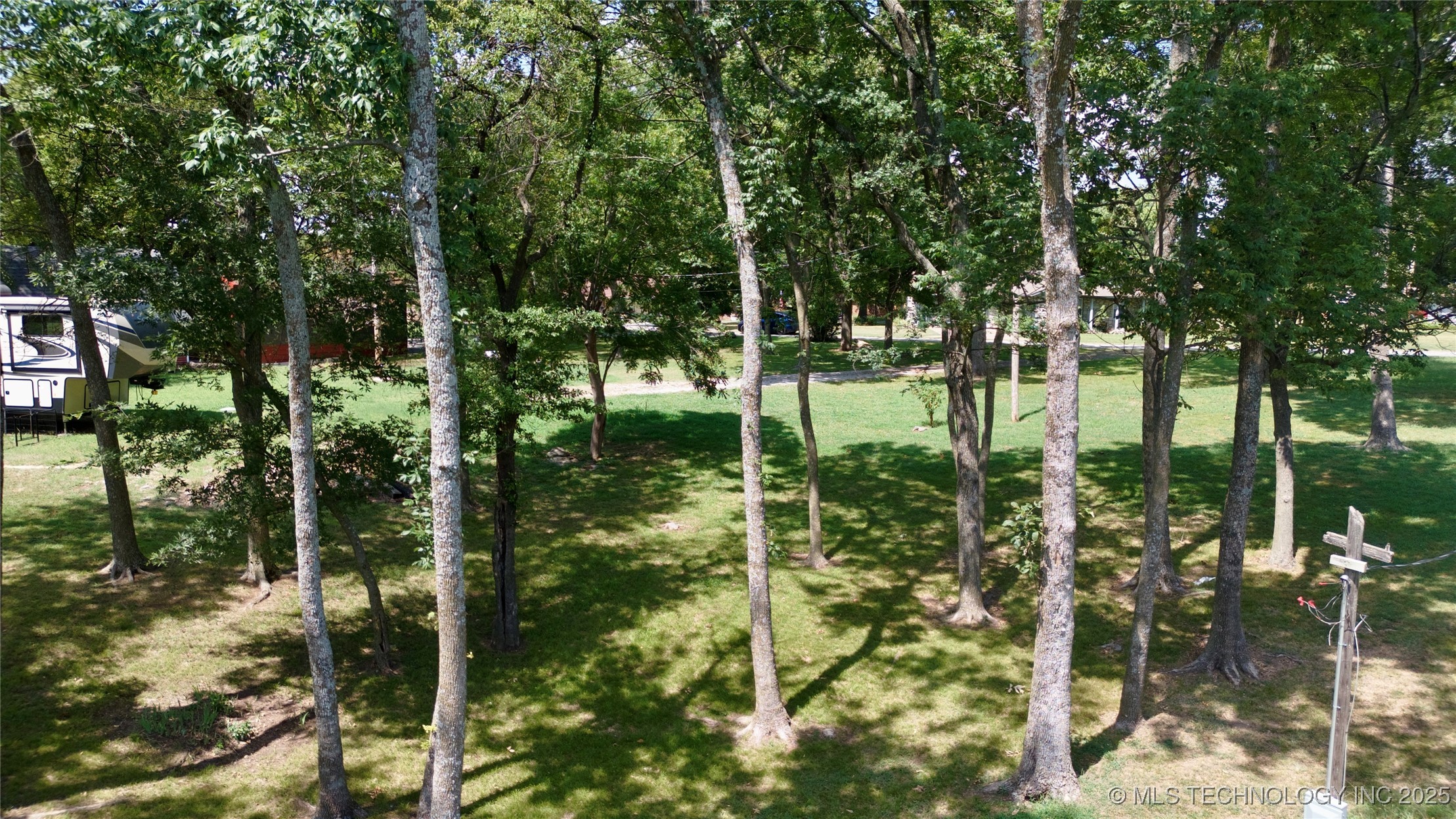 112 Cove Lane Property Photo 17