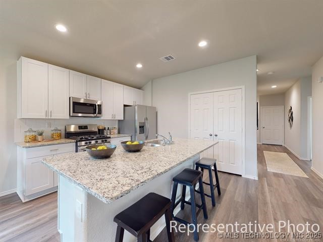 219 N Cattle Drive Property Photo 3