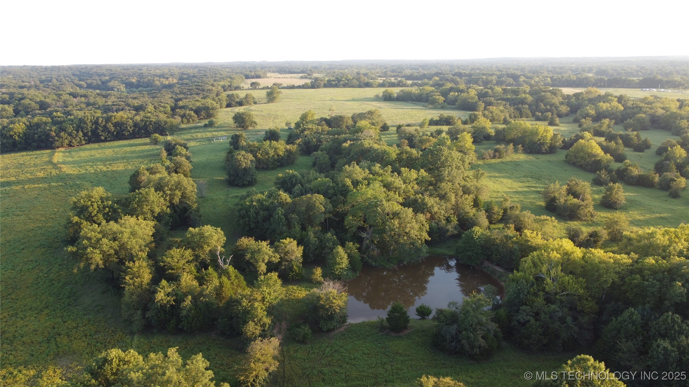 E 1010 Road Property Photo 4