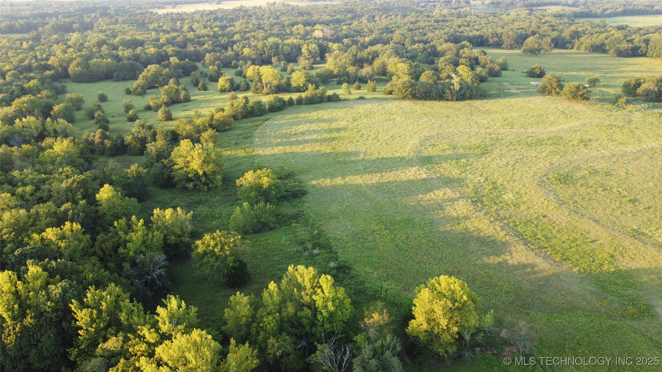 E 1010 Road Property Photo 9