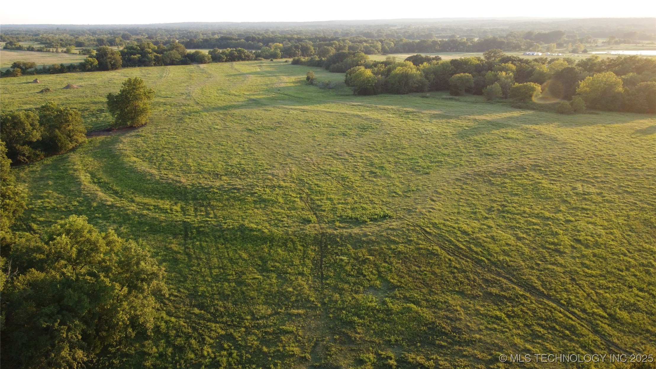 E 1010 Road Property Photo 12