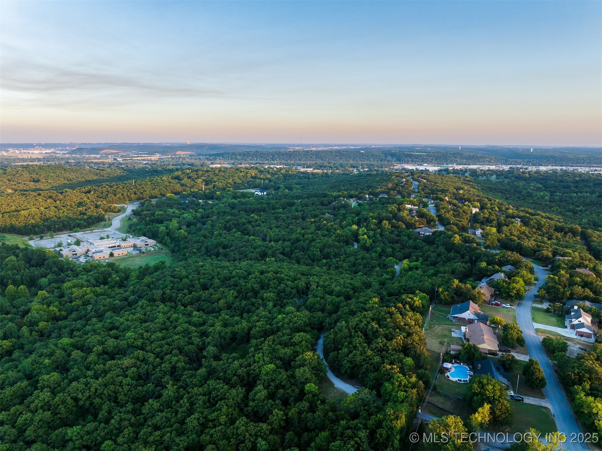 9 Deer Creek Trail Property Photo 10