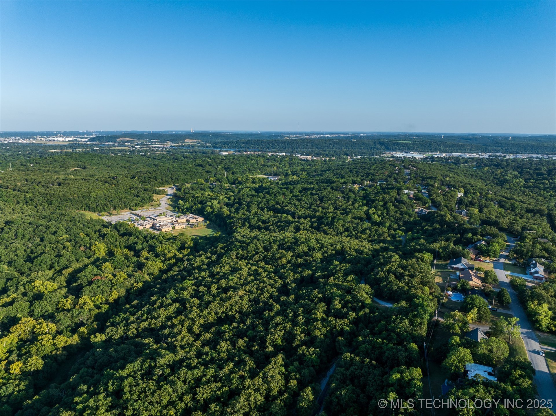 9 Deer Creek Trail Property Photo 40