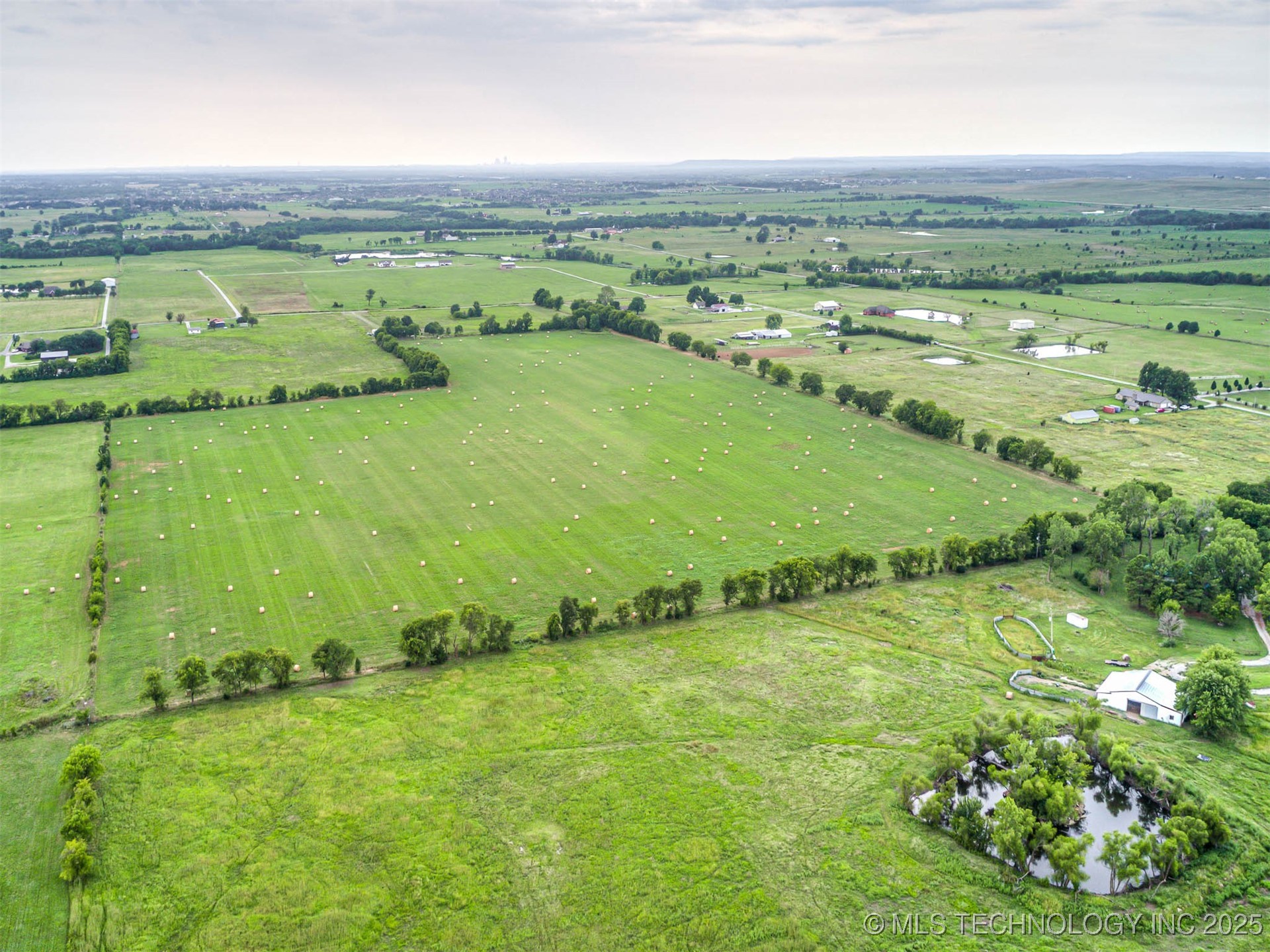 0001 166th Street North Property Photo 5