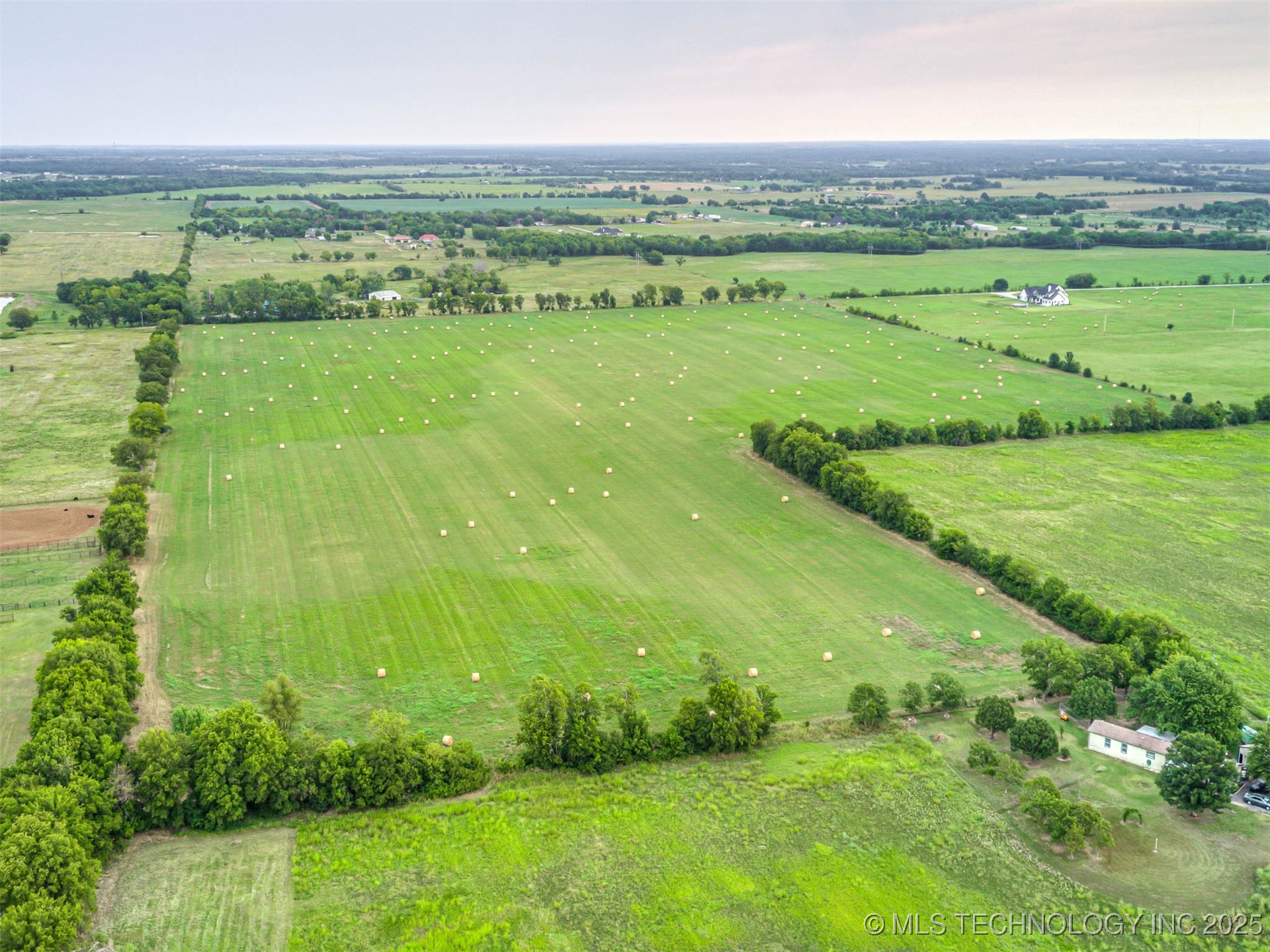0002 166th Street North Property Photo 8