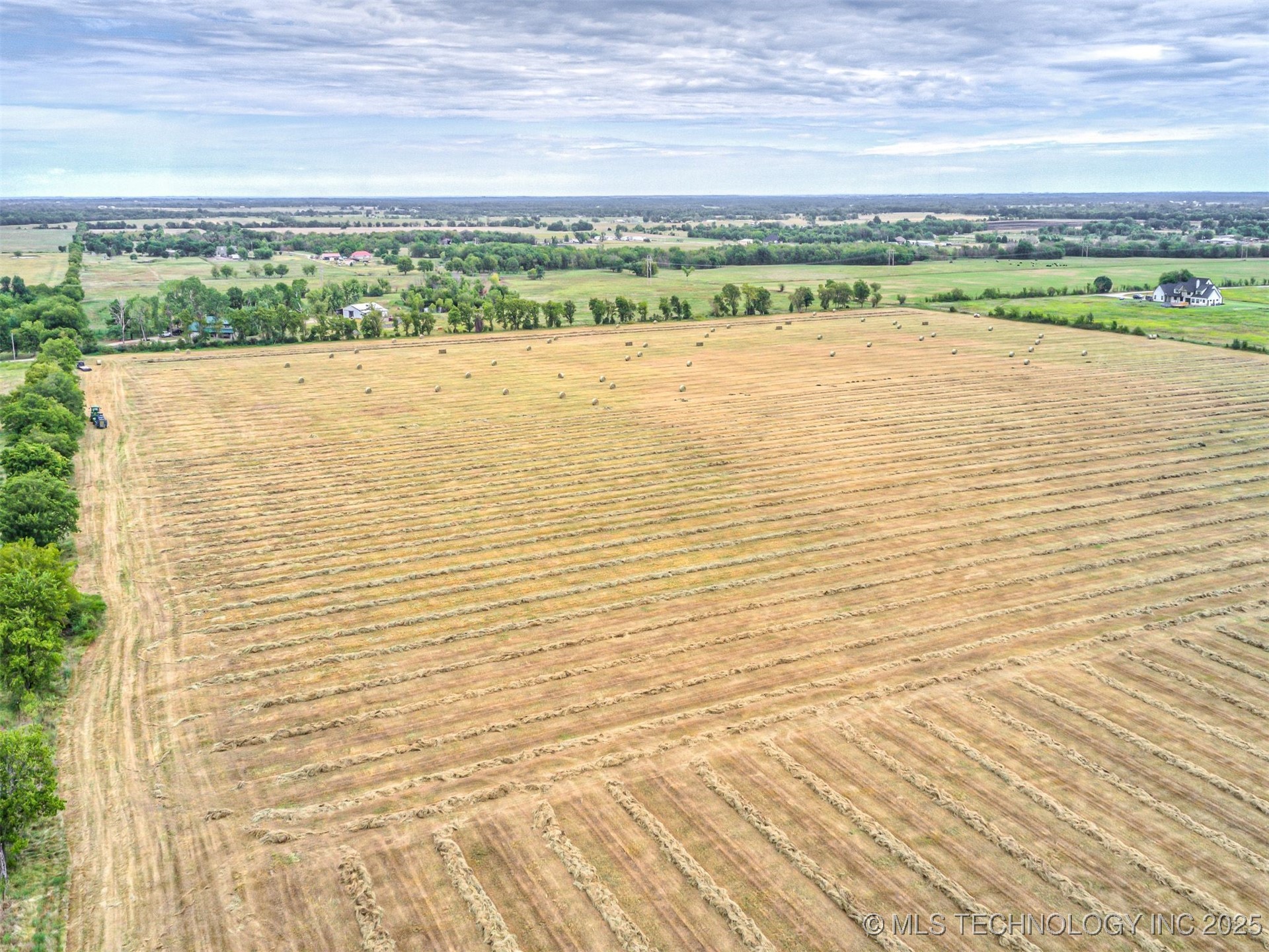0002 166th Street North Property Photo 17