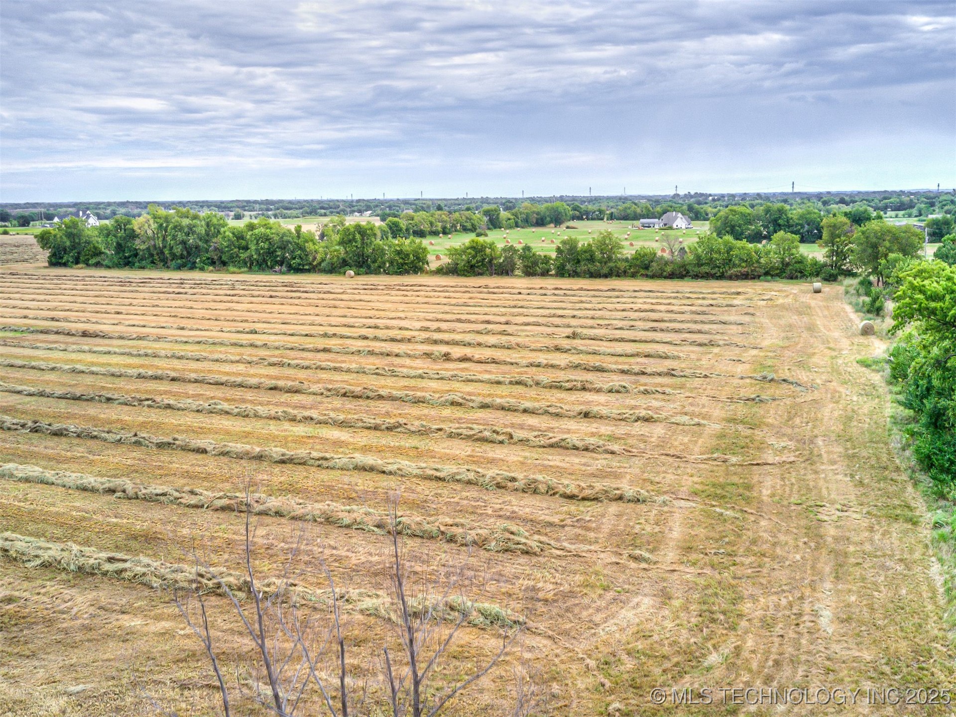 0002 166th Street North Property Photo 18