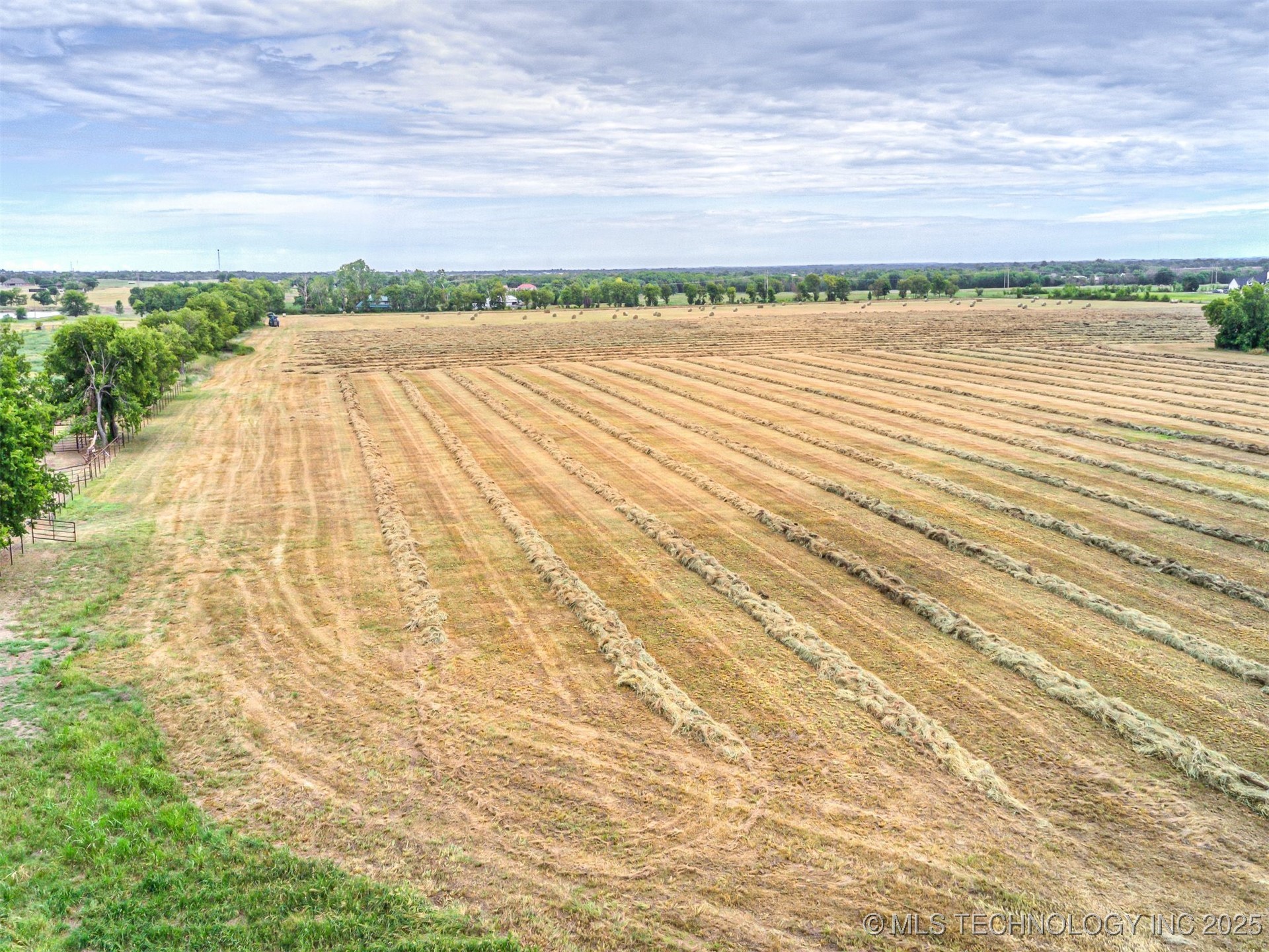 0002 166th Street North Property Photo 19