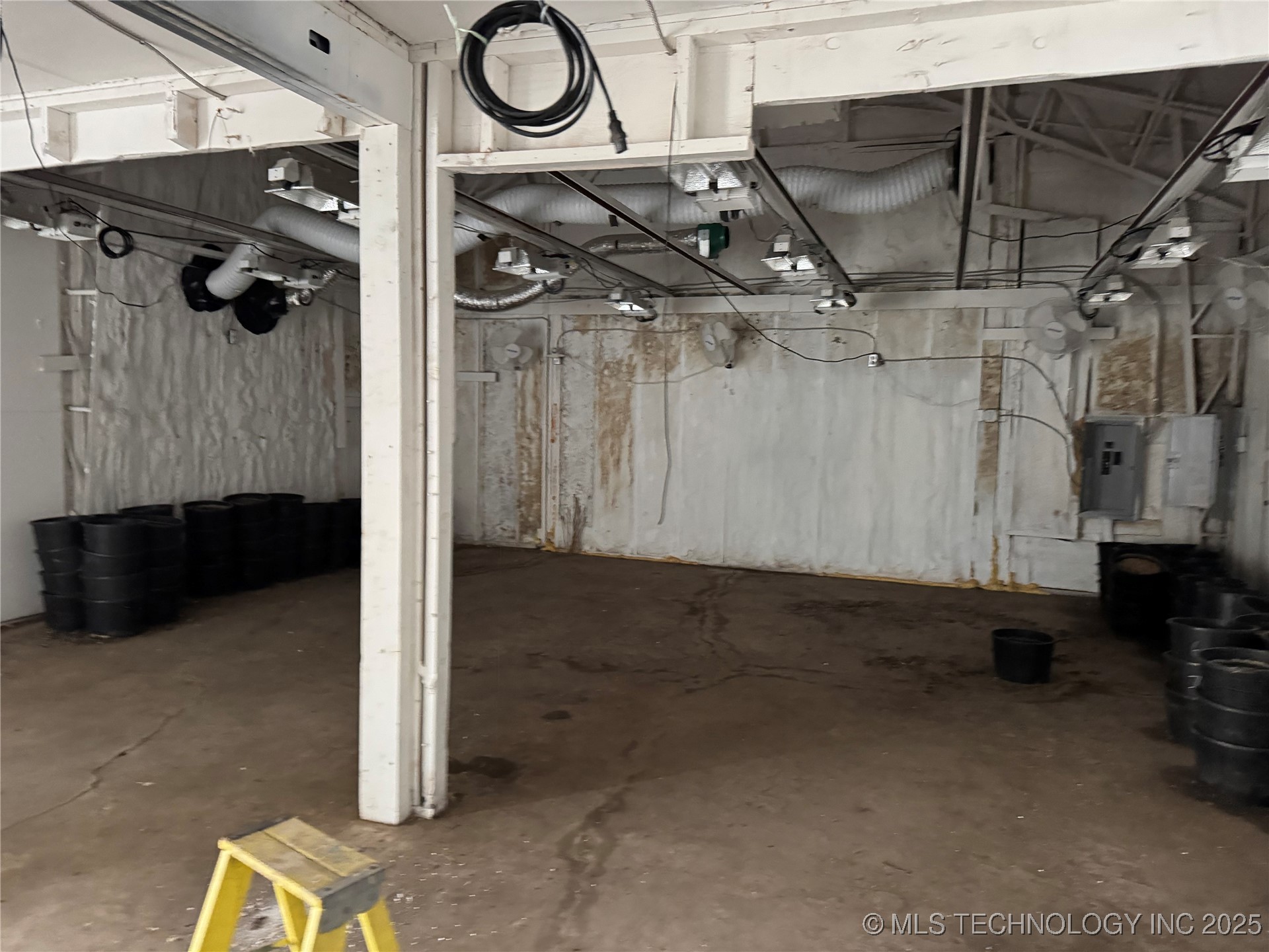 1801 N Morton Avenue Property Photo 17