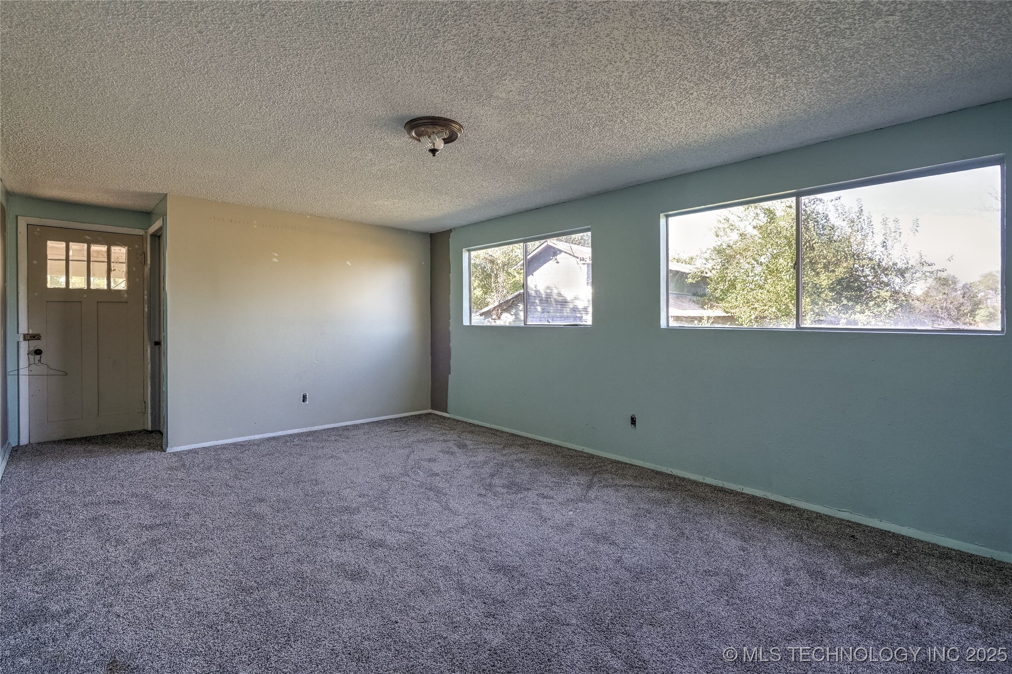 1824 N Morton Avenue Property Photo 14