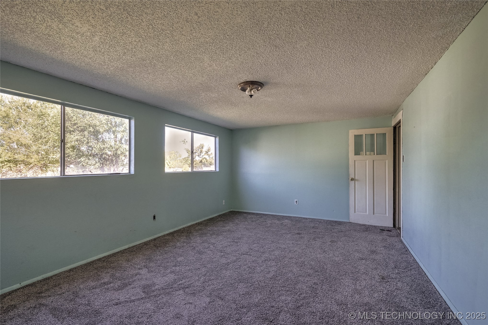 1824 N Morton Avenue Property Photo 15