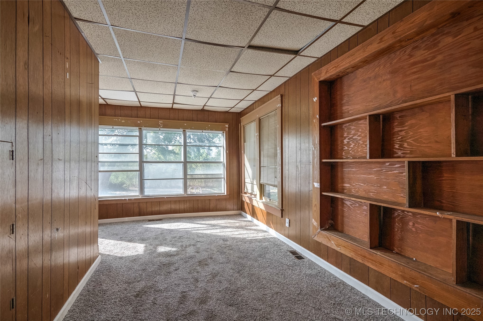 1824 N Morton Avenue Property Photo 18