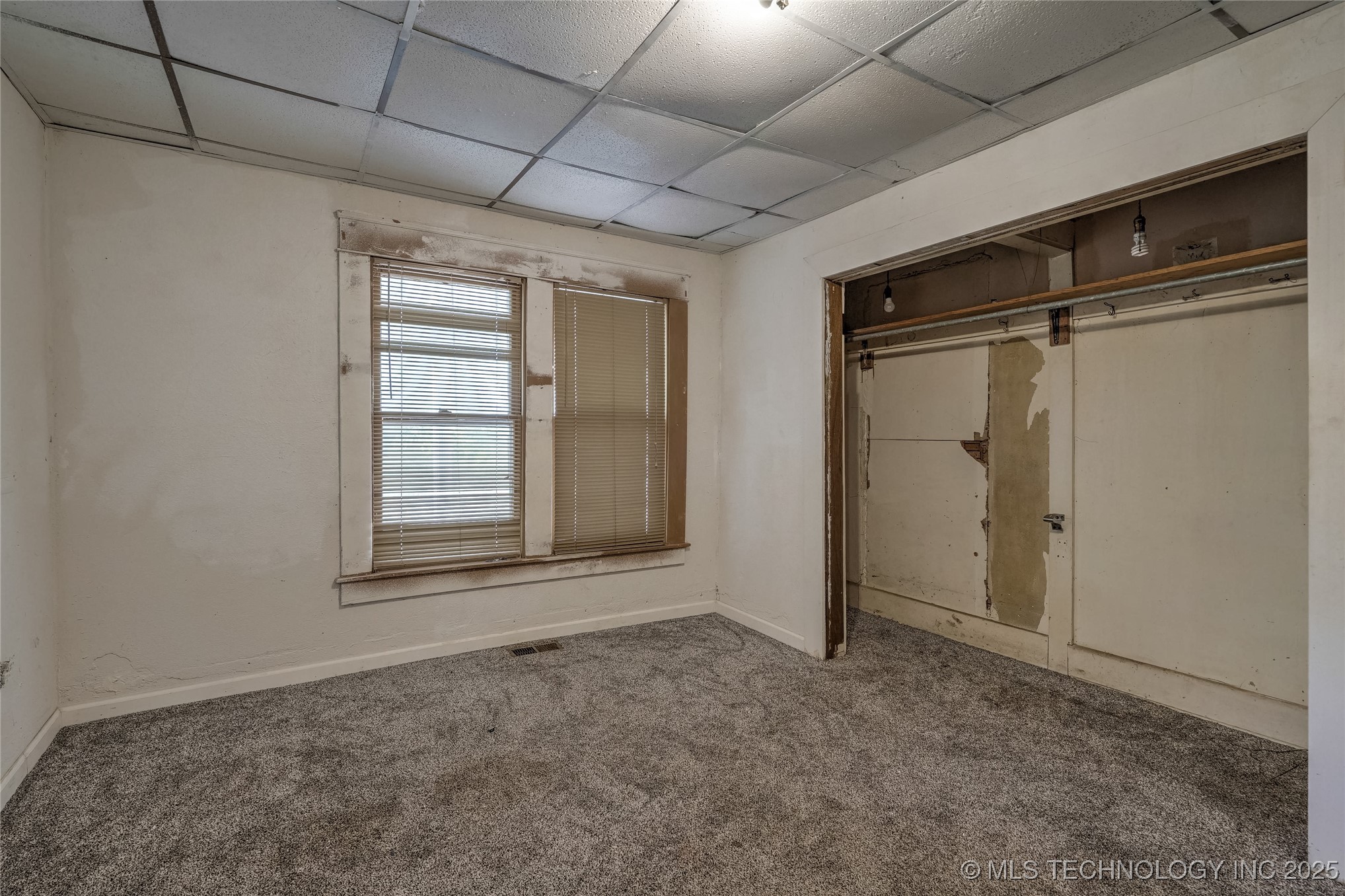 1824 N Morton Avenue Property Photo 19