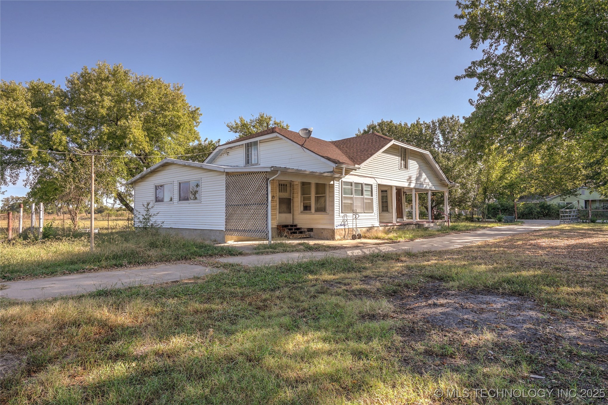 1824 N Morton Avenue Property Photo 29