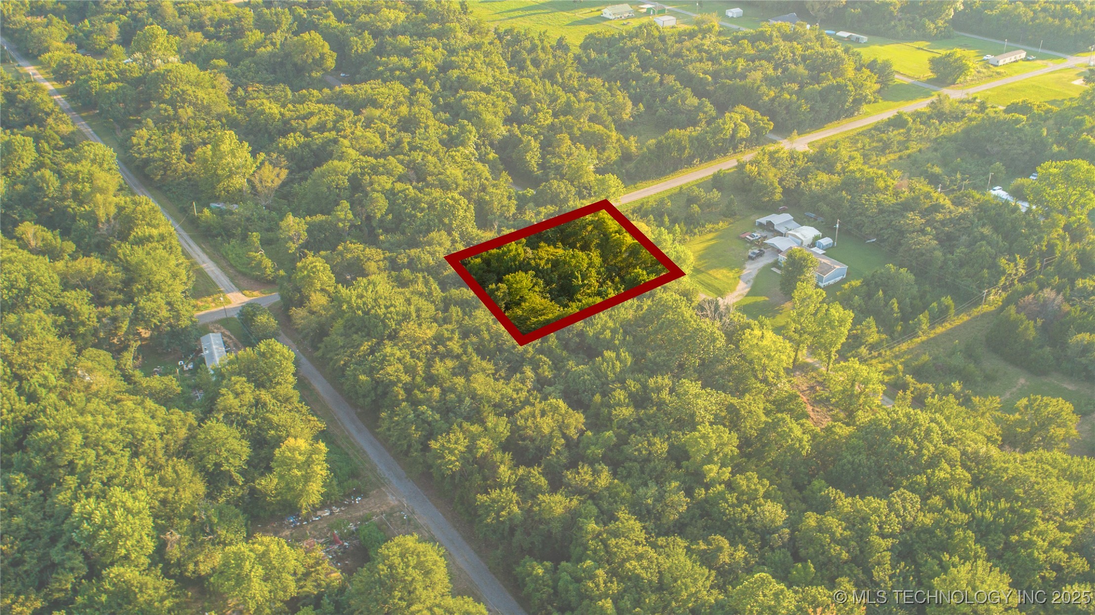 2 S B Street Property Photo 1