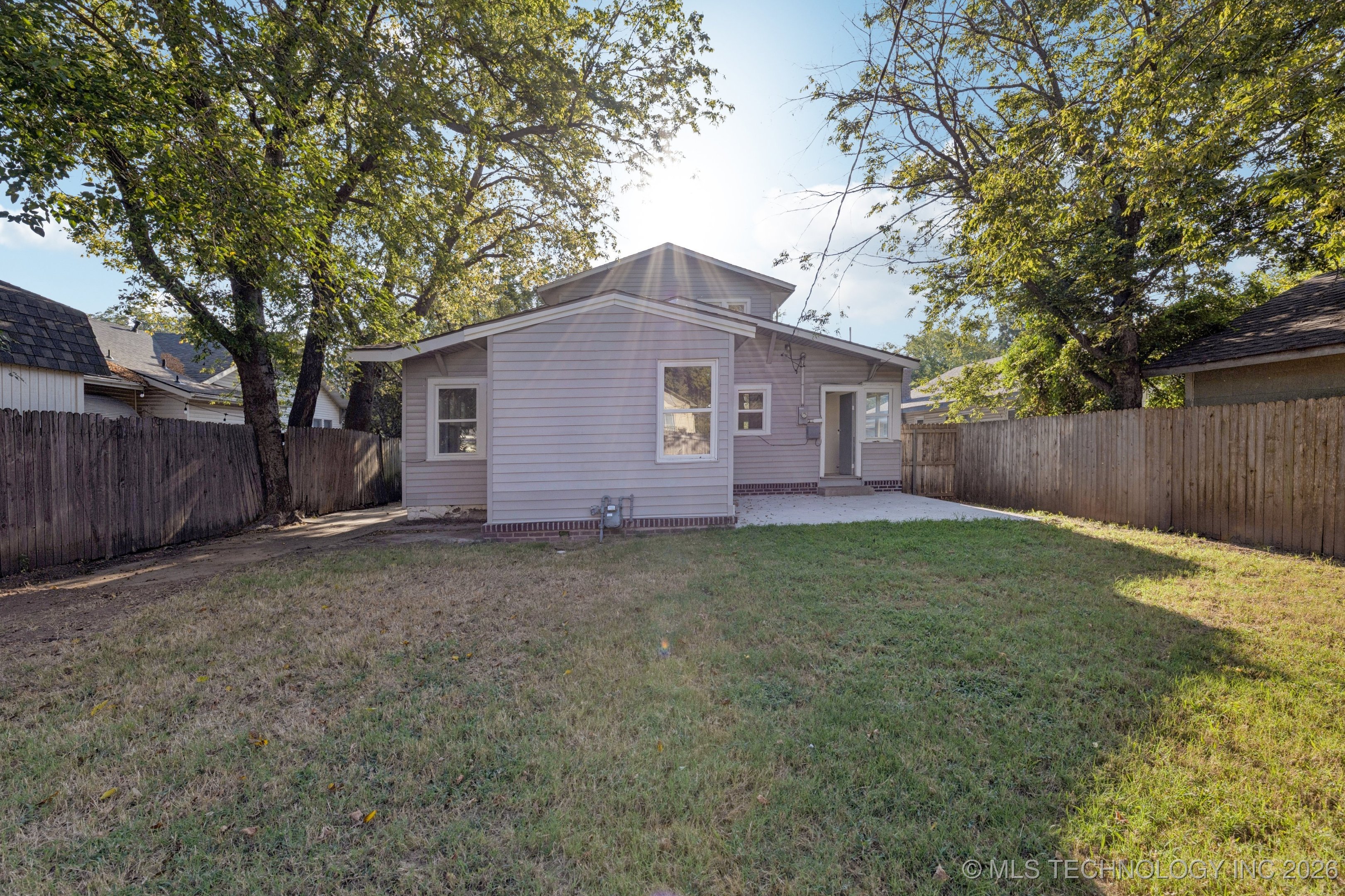 404 S Hickory Street Property Photo 19