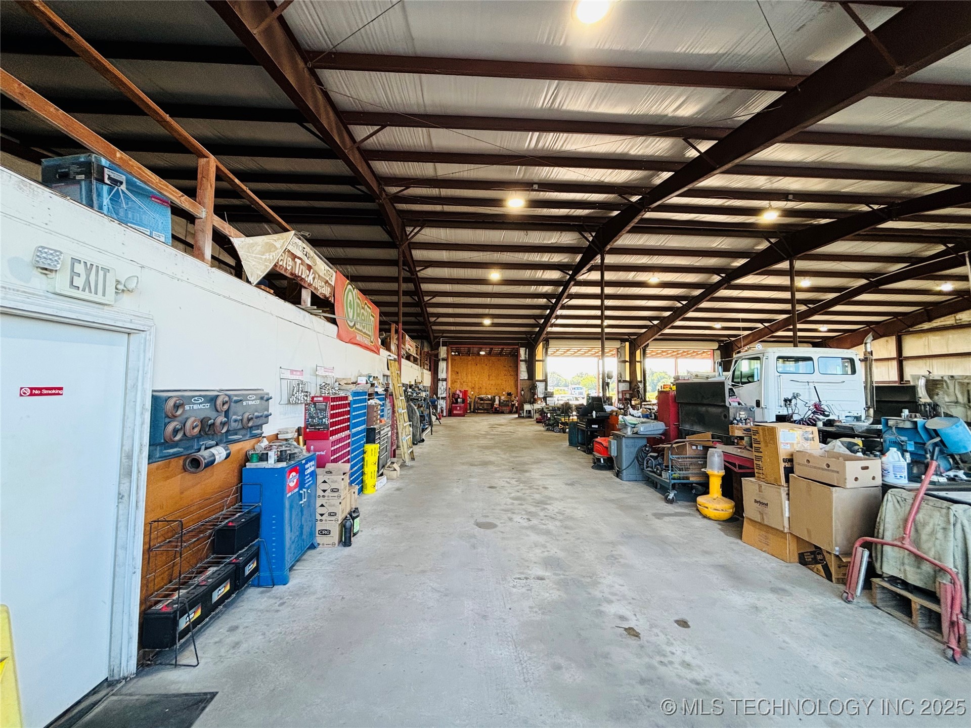 2700 S 32nd Street Property Photo 43