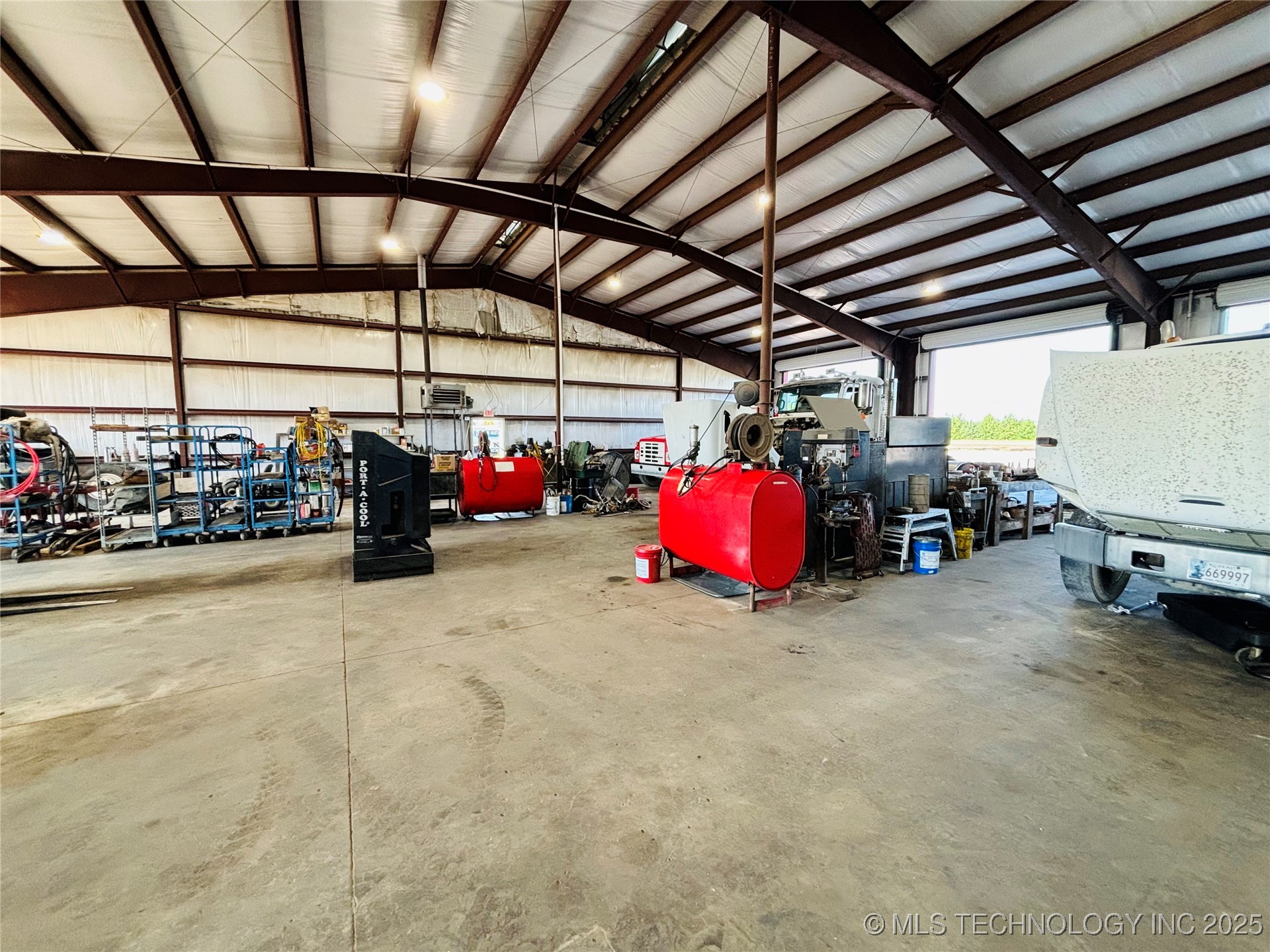 2700 S 32nd Street Property Photo 51