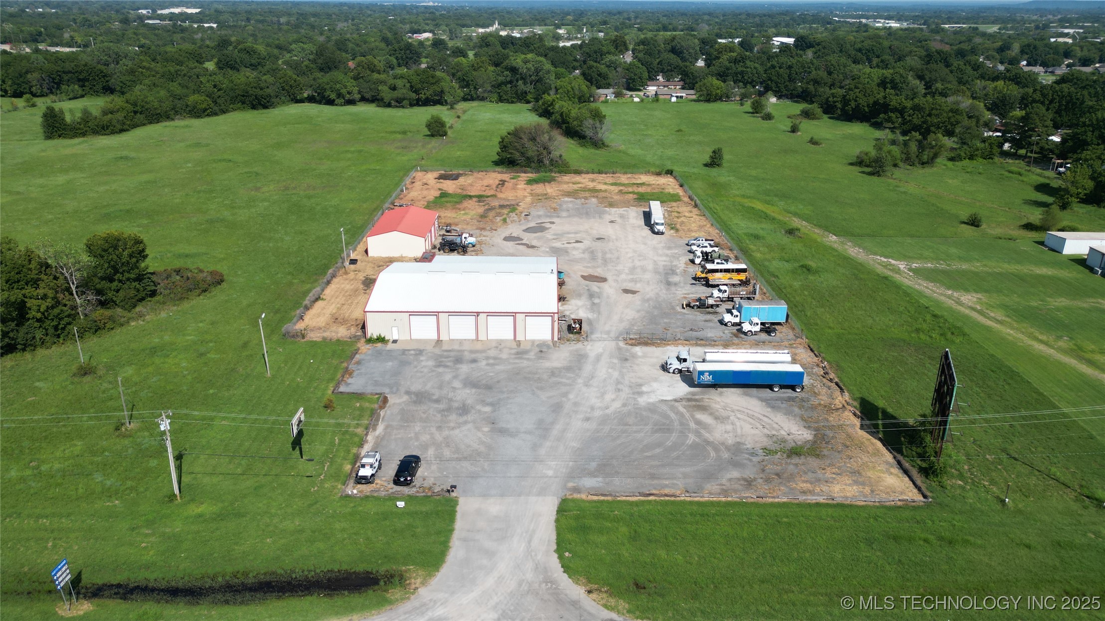 2700 S 32nd Street Property Photo 63