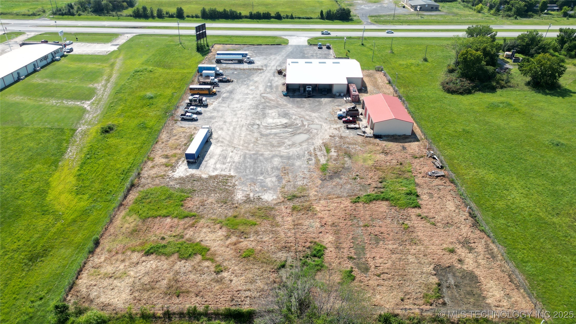 2700 S 32nd Street Property Photo 65