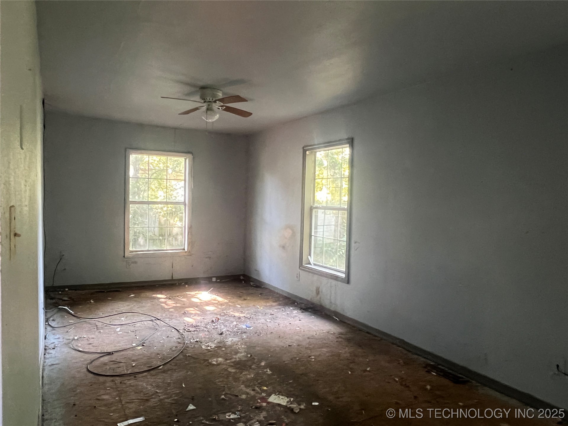 810 Miami Street East Property Photo 16