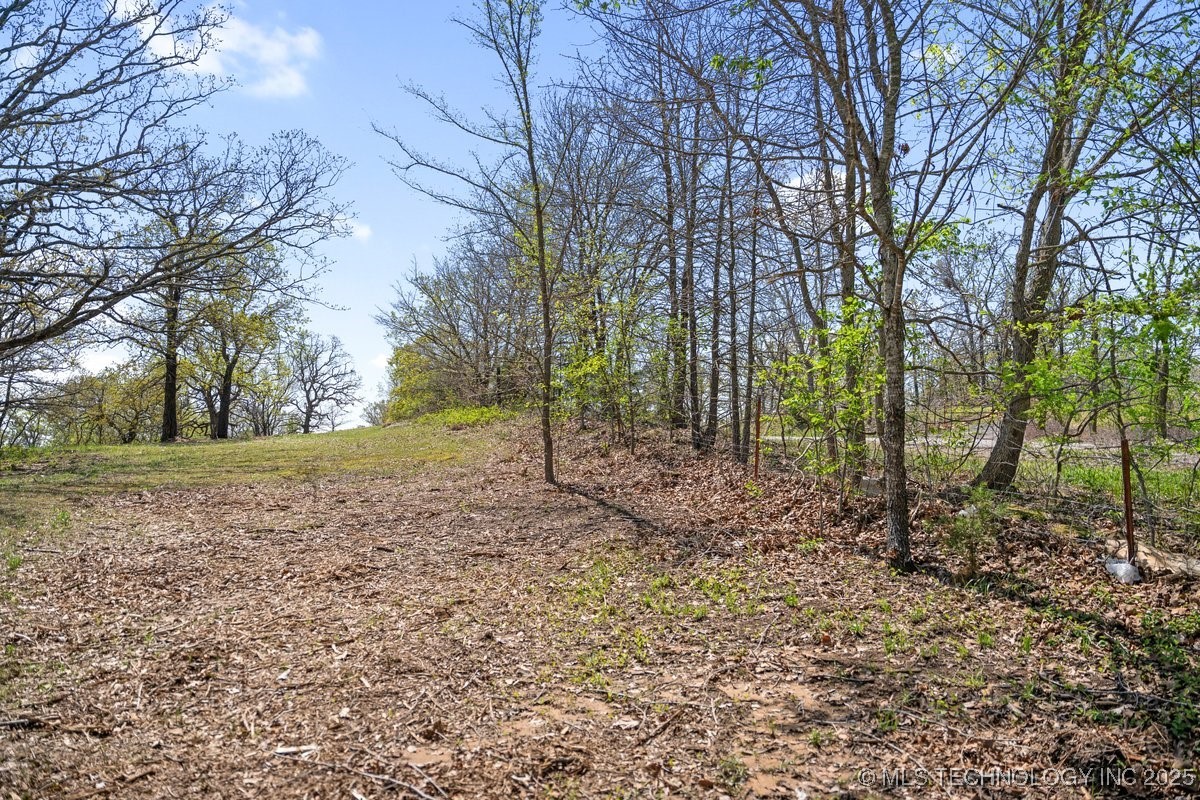 1 Hickory Bluff Road Property Photo 1