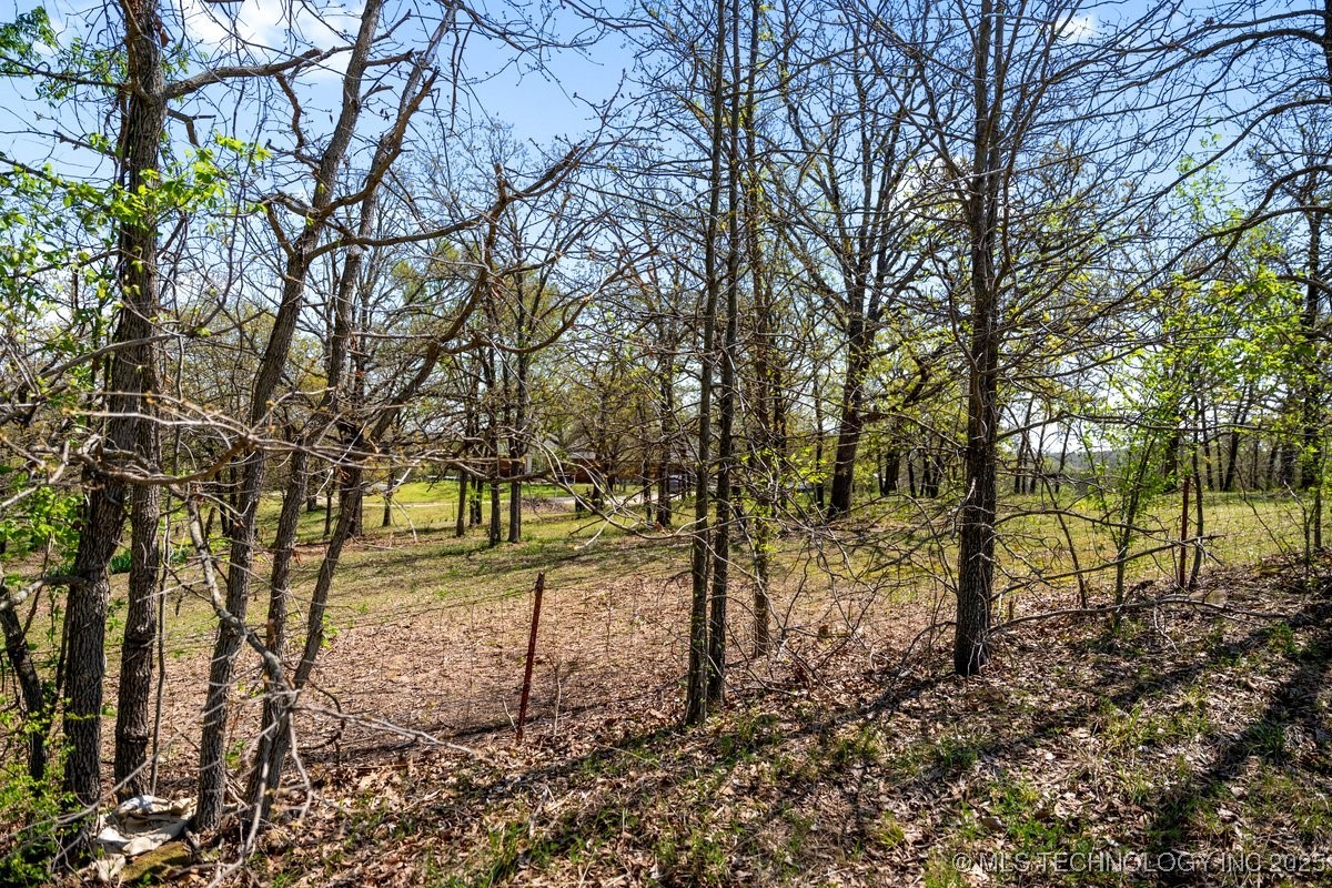 1 Hickory Bluff Road Property Photo 5