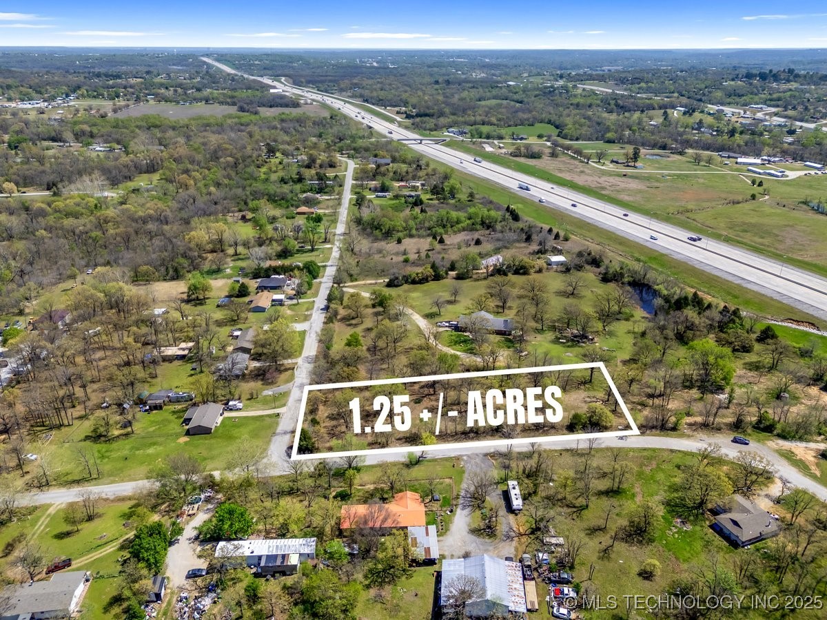 1 Hickory Bluff Road Property Photo 6