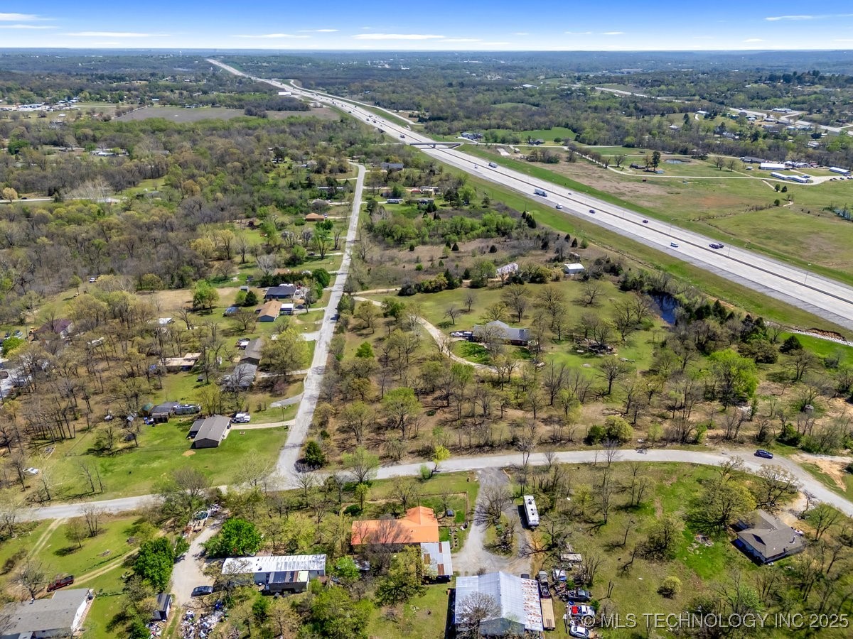 1 Hickory Bluff Road Property Photo 7